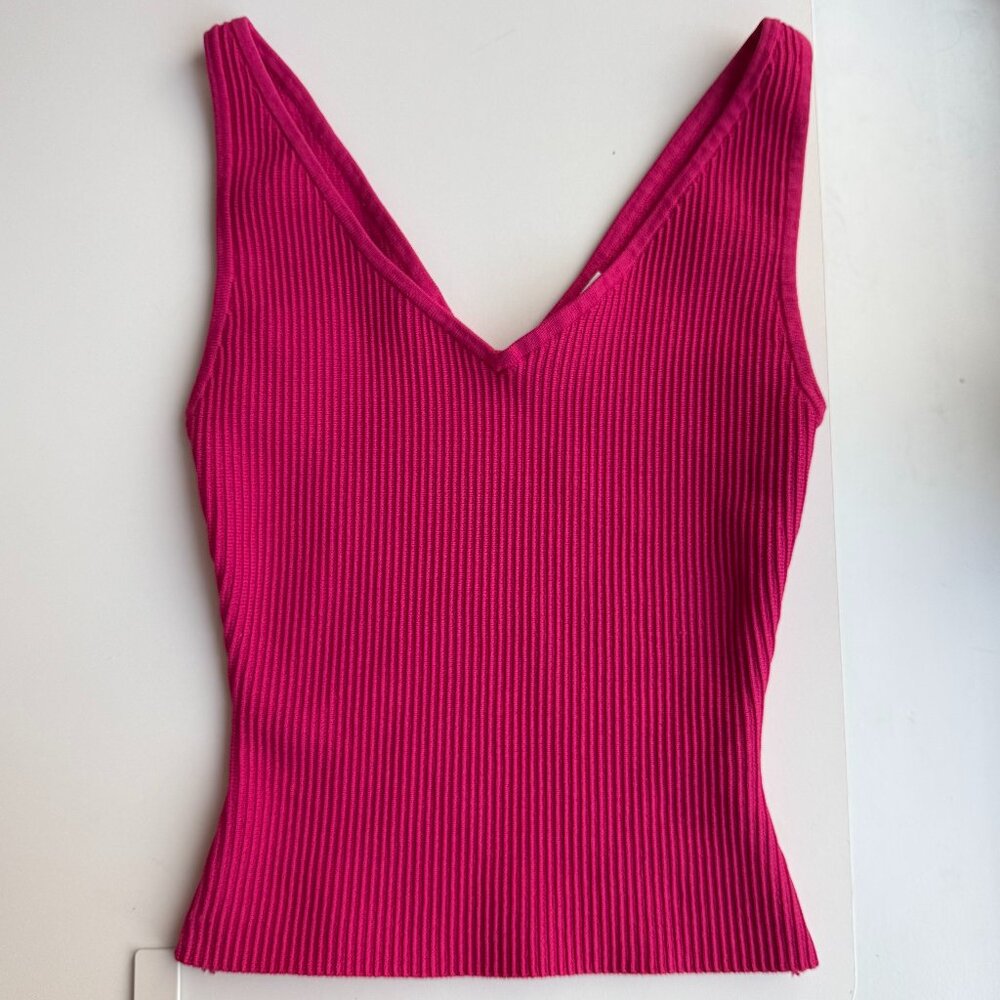Babaton Fuchsia Ribbed V-Neck Tank Top